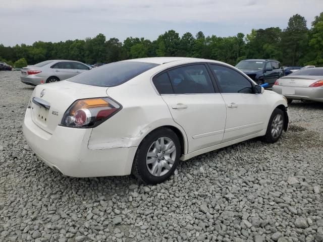 2010 Nissan Altima Base