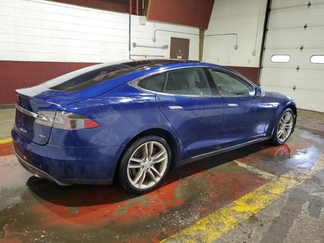 2015 Tesla Model S 70D