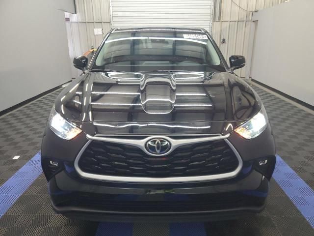 2023 Toyota Highlander L