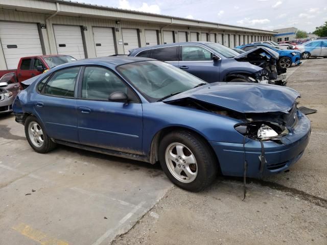 2004 Ford Taurus SE