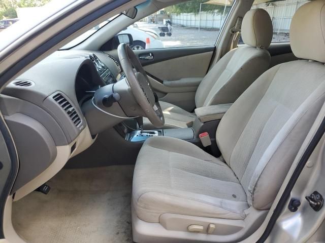 2010 Nissan Altima Base