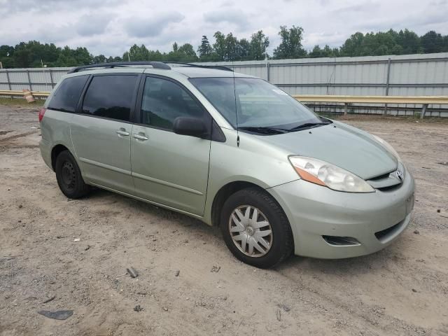 2009 Toyota Sienna CE