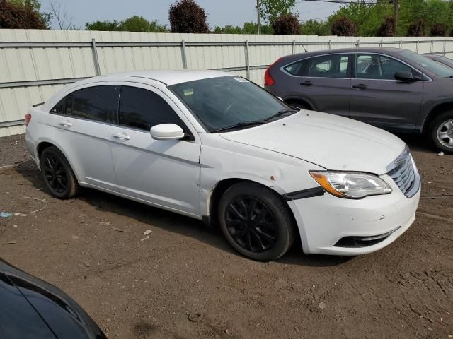 2013 Chrysler 200 LX