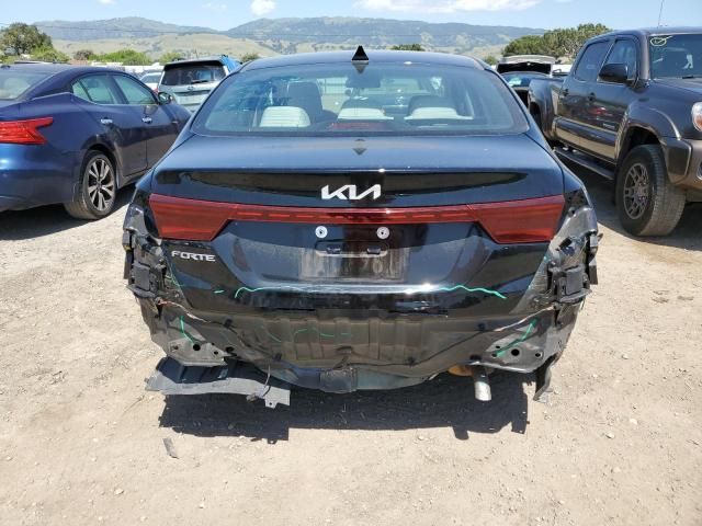 2023 KIA Forte LX