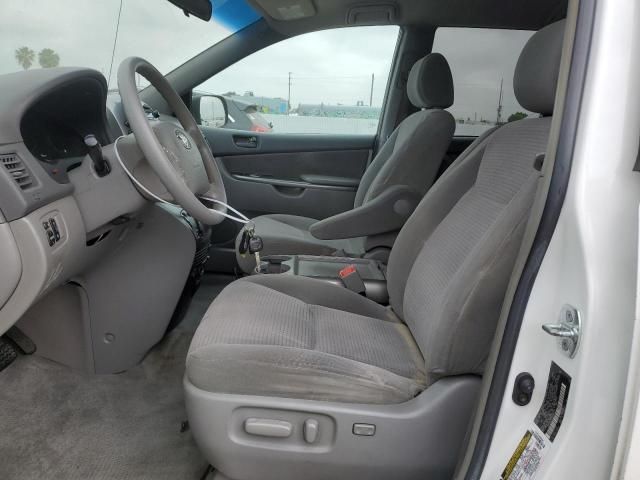 2006 Toyota Sienna CE