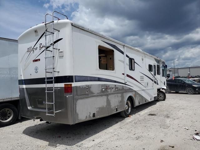 2004 Tiffin Motorhomes Inc 2004 Workhorse Custom Chassis Motorhome Chassis W2