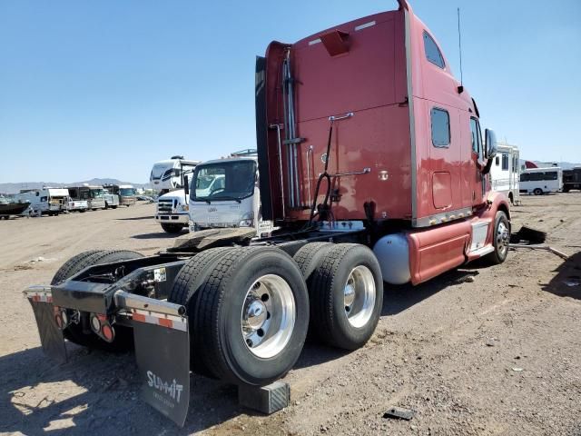 2016 Peterbilt 587