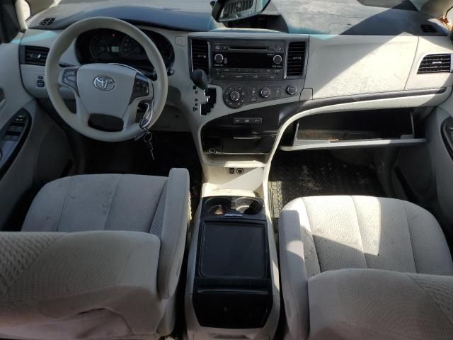 2012 Toyota Sienna LE