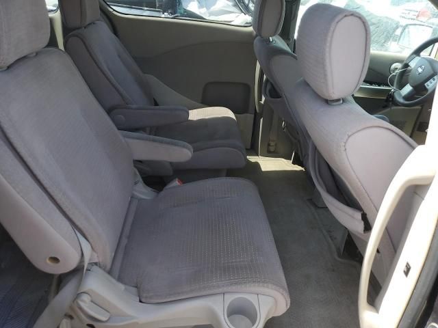 2005 Nissan Quest S