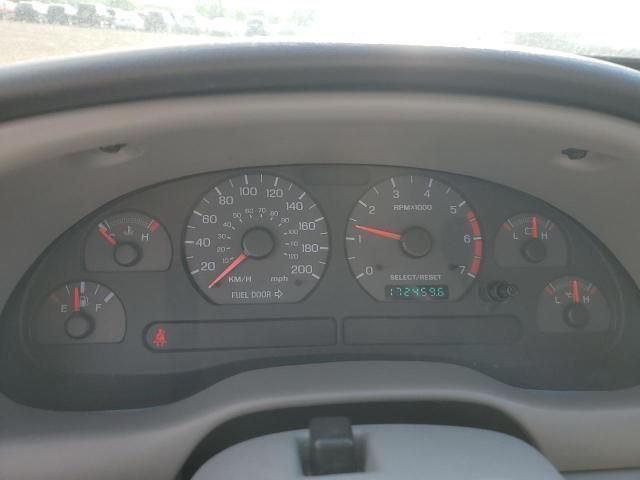 2000 Ford Mustang