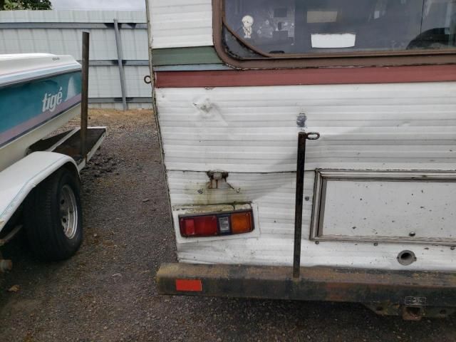 1983 Toyota Pickup / Cab Chassis 1/2 TON DLX