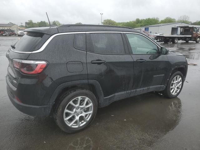 2023 Jeep Compass Latitude LUX