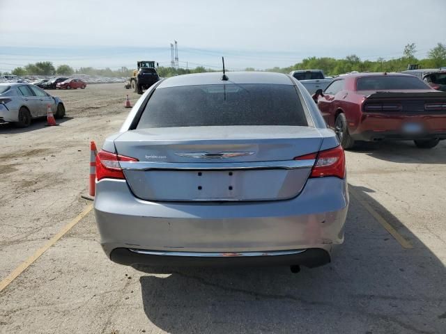 2013 Chrysler 200 Touring