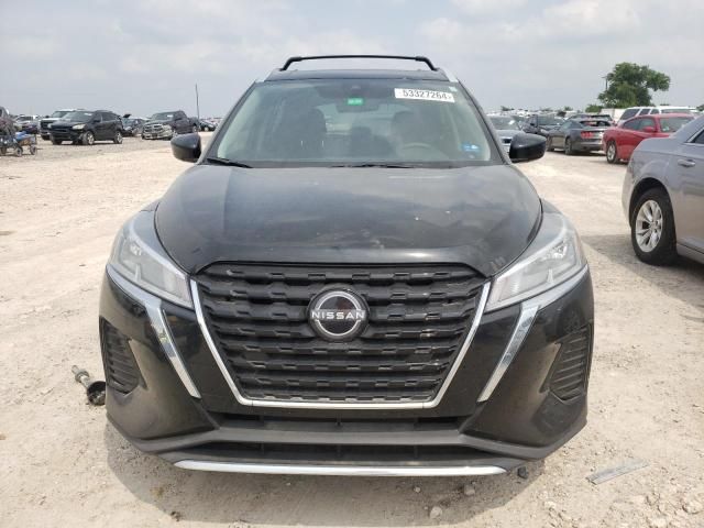 2023 Nissan Kicks sv