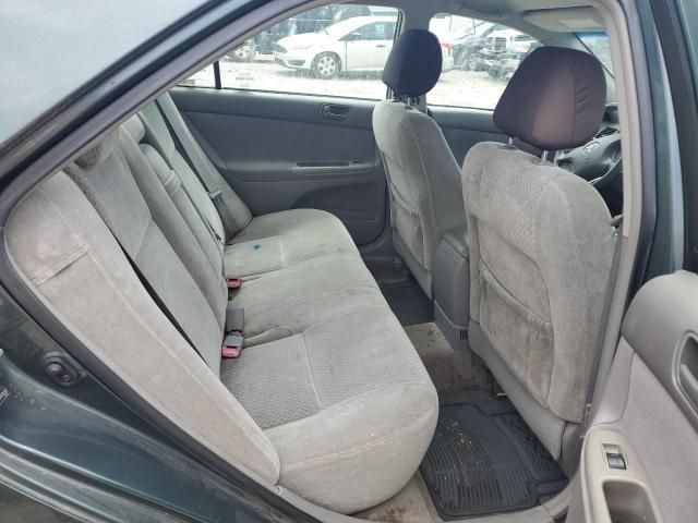 2004 Toyota Camry LE