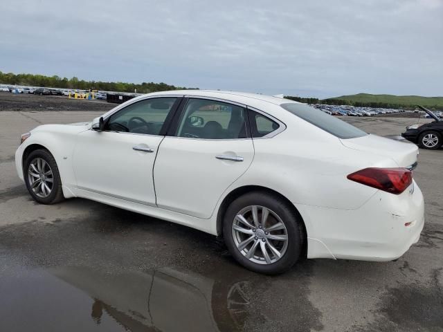 2016 Infiniti Q70 3.7