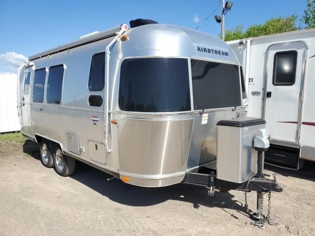 2019 Airstream Camper