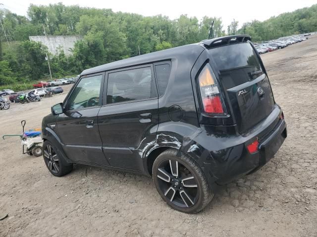 2010 KIA Soul +