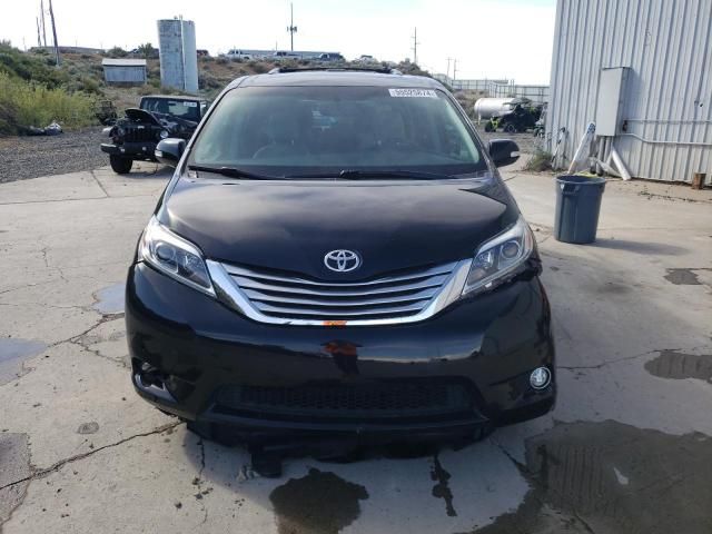 2015 Toyota Sienna XLE