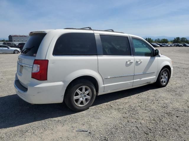 2013 Chrysler Town & Country Touring