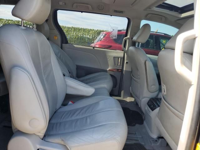 2011 Toyota Sienna XLE