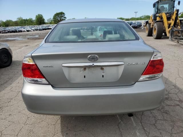 2005 Toyota Camry LE