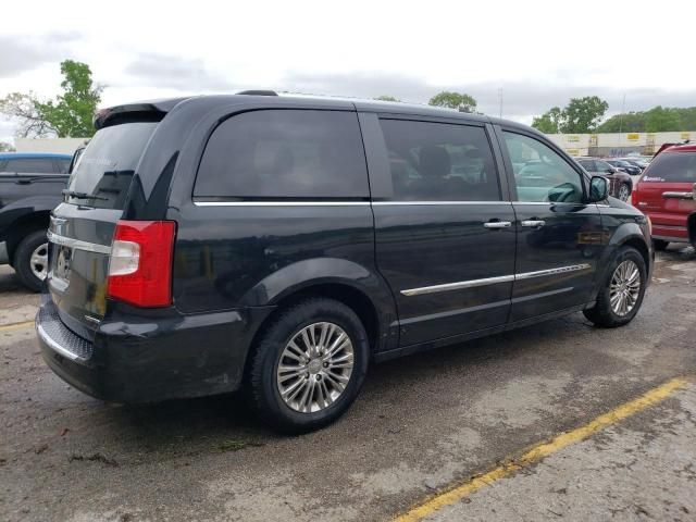 2011 Chrysler Town & Country Limited