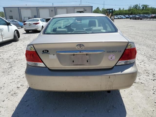 2005 Toyota Camry LE