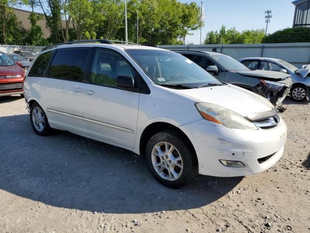 2006 Toyota Sienna XLE