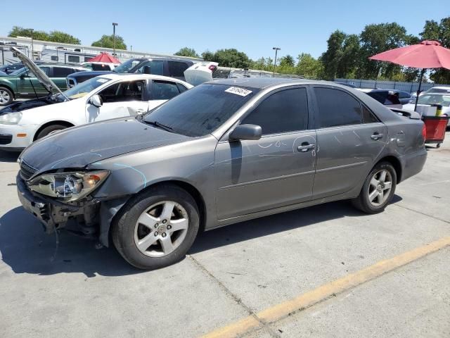 2004 Toyota Camry SE