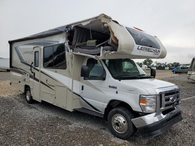 2022 Ford Econoline E450 Super Duty Cutaway Van