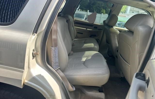 2005 Cadillac Escalade Luxury