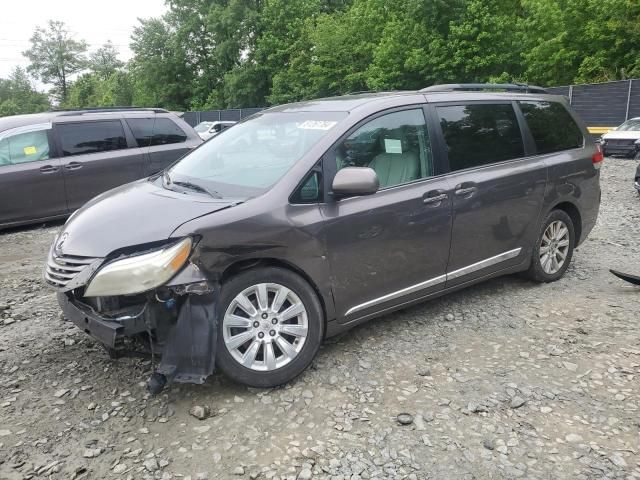 2014 Toyota Sienna XLE