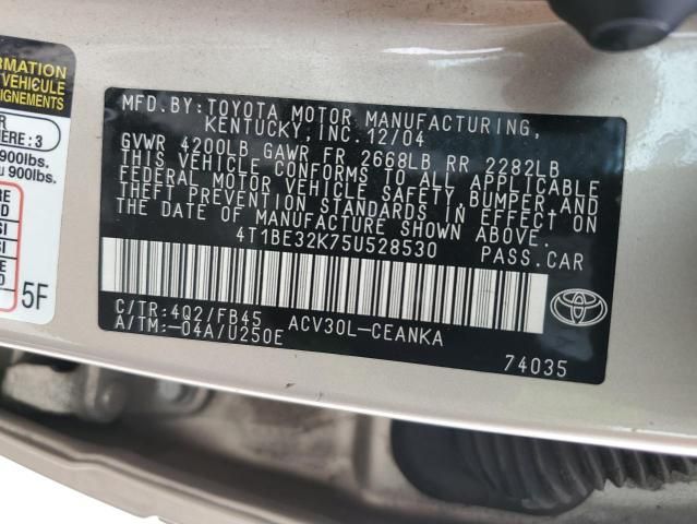 2005 Toyota Camry LE