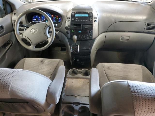 2008 Toyota Sienna CE