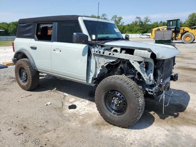 2023 Ford Bronco Base