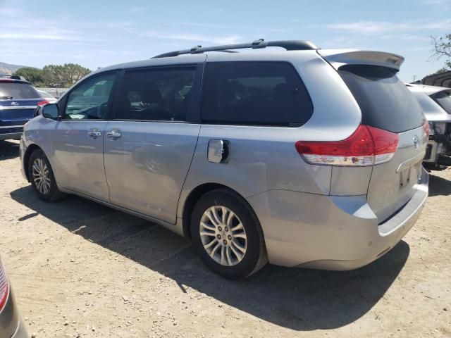 2014 Toyota Sienna XLE