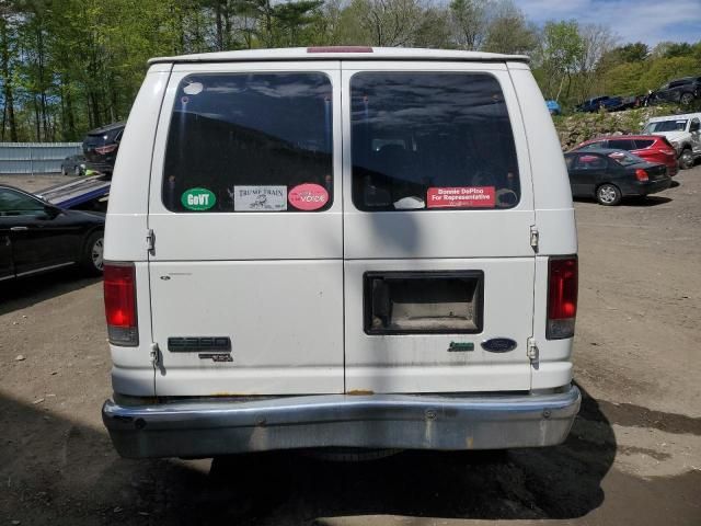 2011 Ford Econoline E350 Super Duty Wagon