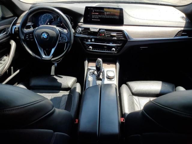 2019 BMW 530E