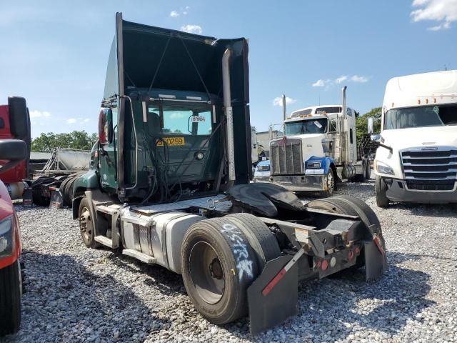 2016 Mack 600 CXU600