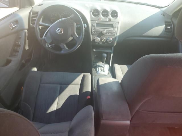 2010 Nissan Altima Base