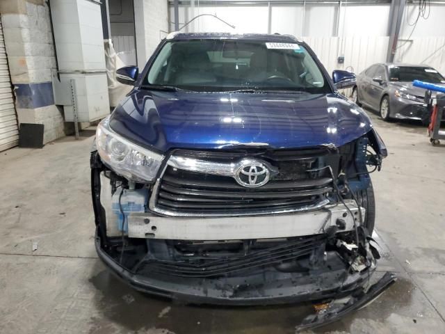 2015 Toyota Highlander LE