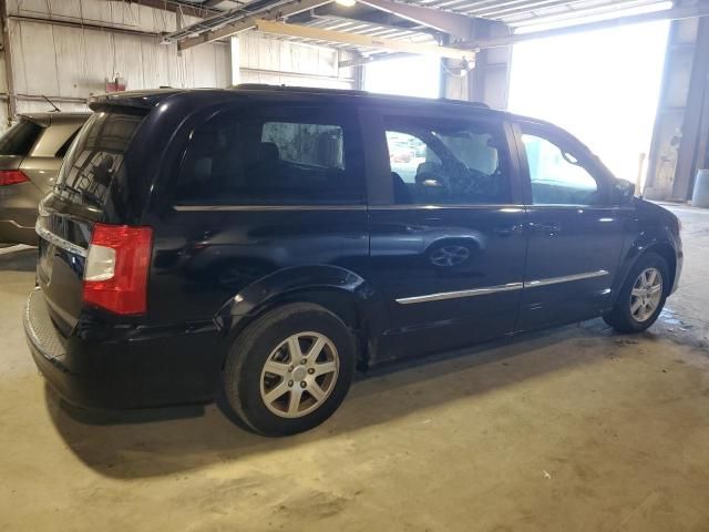 2011 Chrysler Town & Country Touring