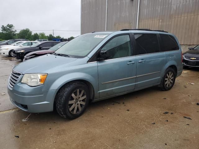 2010 Chrysler Town & Country Touring