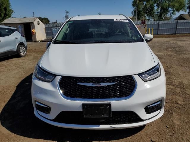 2023 Chrysler Pacifica Hybrid Touring L