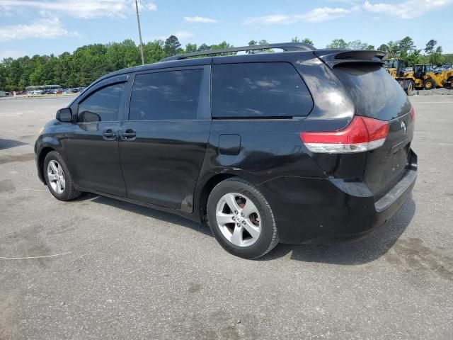 2011 Toyota Sienna LE