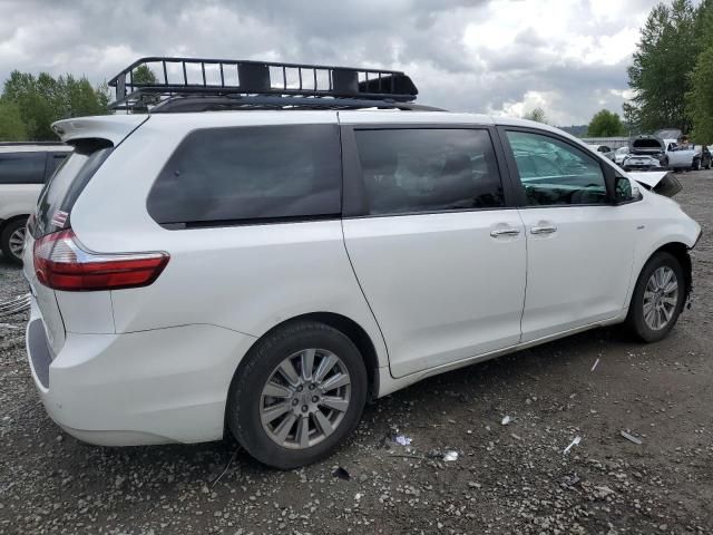 2017 Toyota Sienna XLE