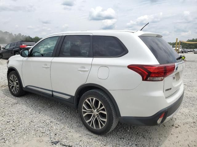 2016 Mitsubishi Outlander SE