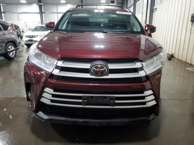 2018 Toyota Highlander SE