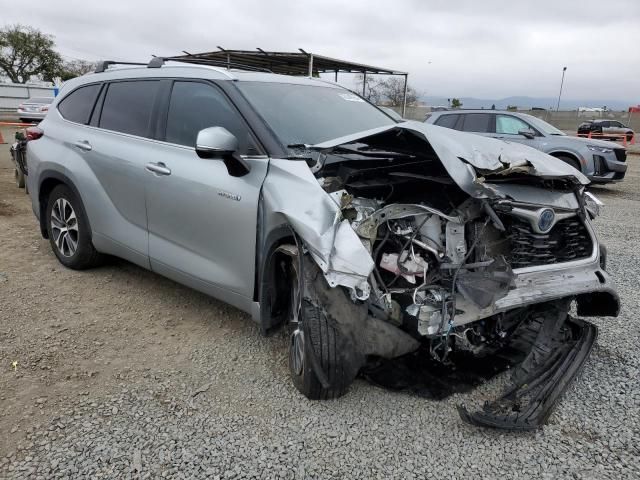 2021 Toyota Highlander Hybrid XLE